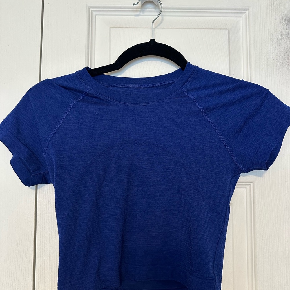 lululemon athletica Blue Crop Top